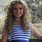 Anne-raphaelle - Citas en Lima Perfil de Anne-raphaelle, 26 años, Citas en Lima (Lima Metropolitana)